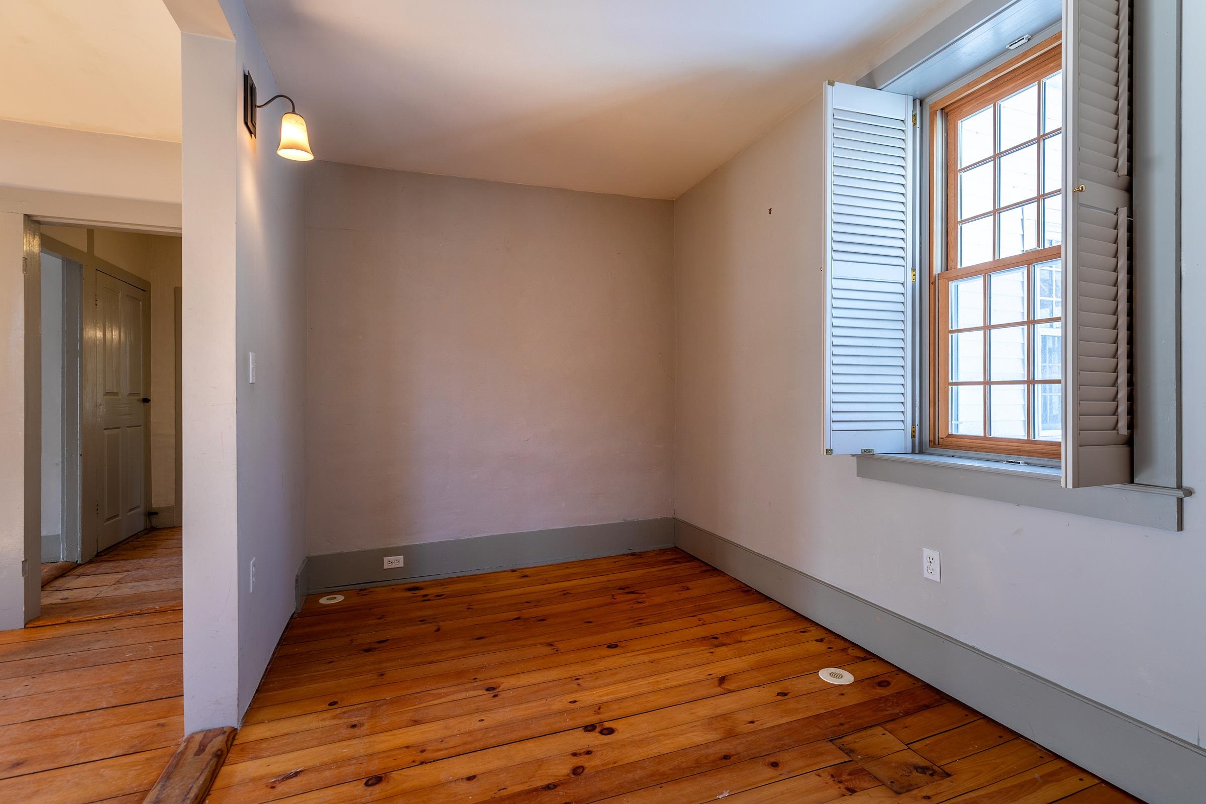 566 Simonsville Road Andover, VT 05143 - Photo 7 of 53