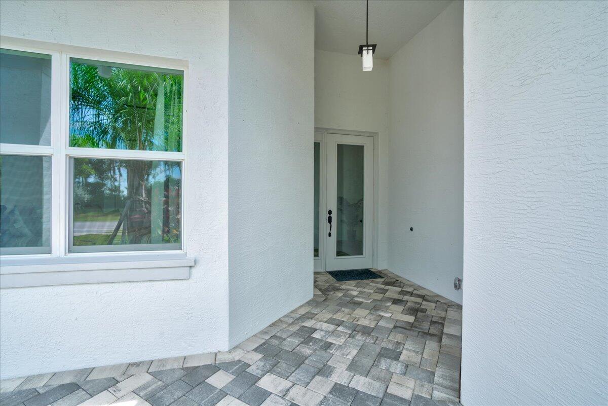 13522 Southwest River Rock Road Port St. Lucie, FL 34987 - Photo 9 of 54 07-13522 SW River Rock-50