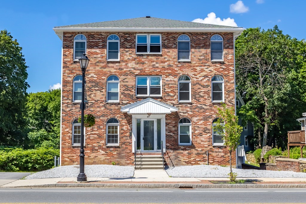 405 Boston Road, Unit 4 Billerica, MA 01821 - Photo 1 of 32