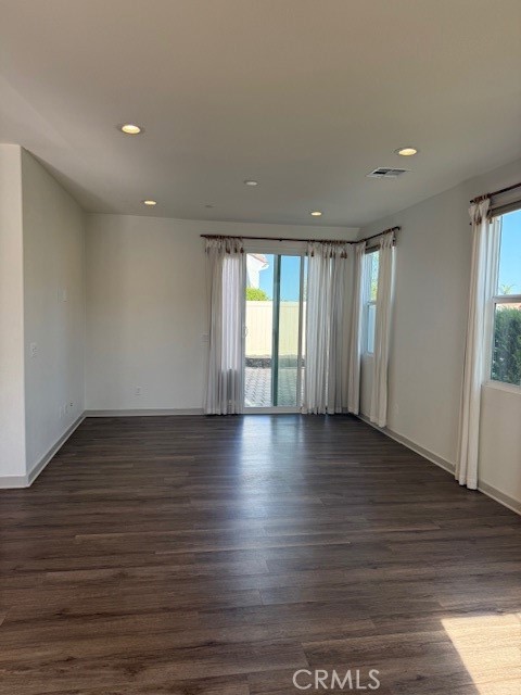 4158 Mission Tree Way Oceanside, CA 92057 - Photo 6 of 35