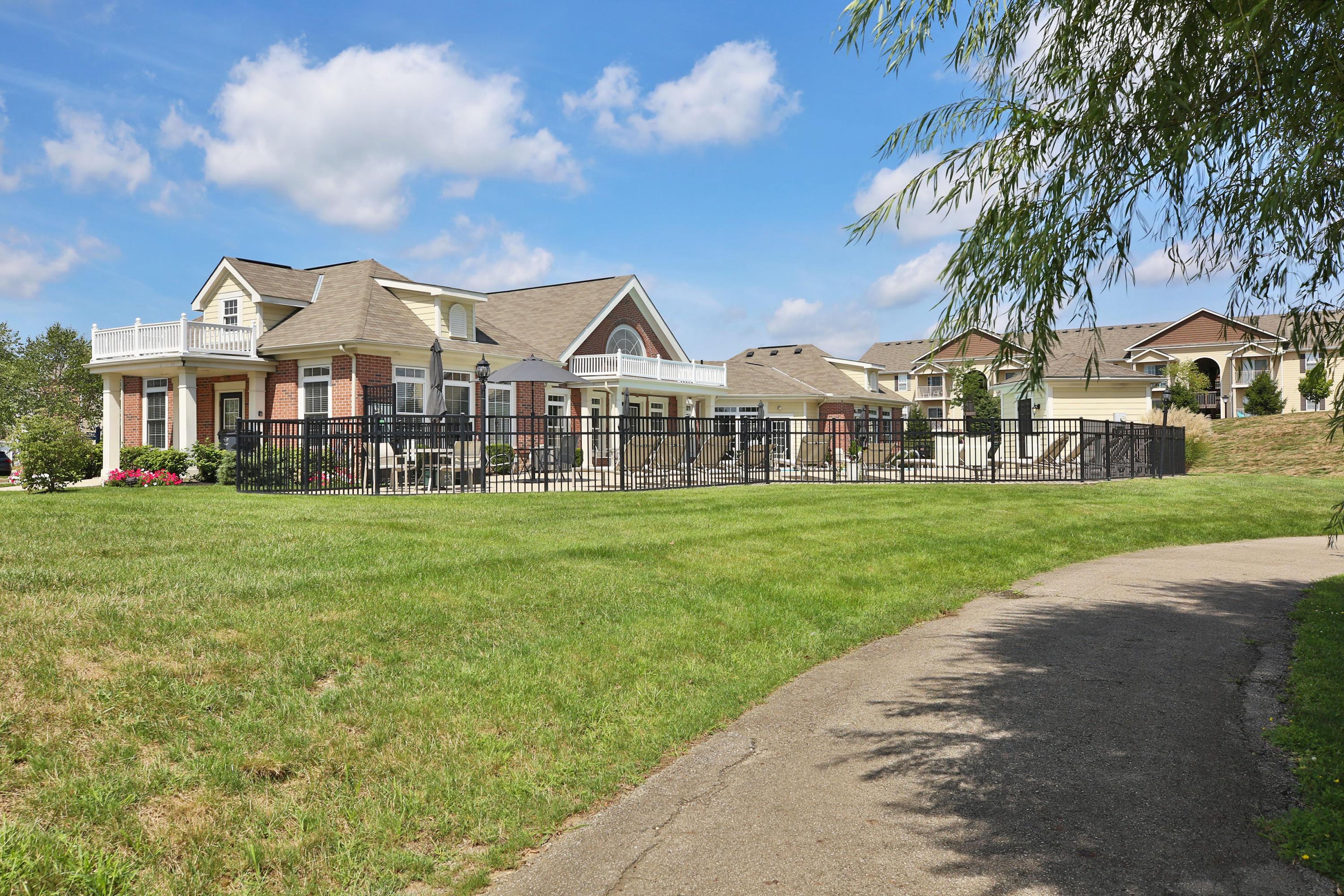 8287 Bruntsfield Road Columbus, OH 43235 - Photo 30 of 36 Gallery Image 30