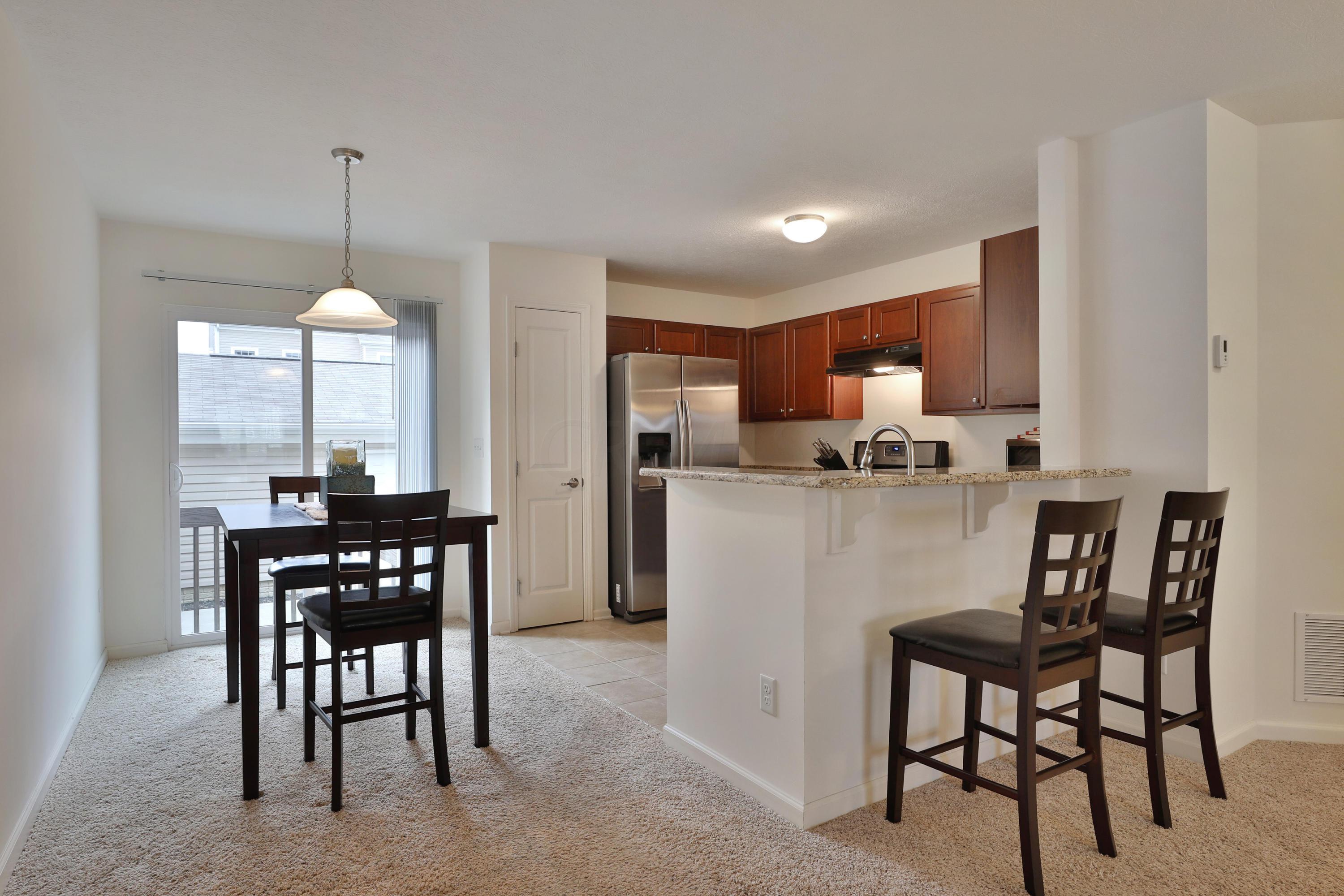 8287 Bruntsfield Road Columbus, OH 43235 - Photo 6 of 36 Gallery Image 6