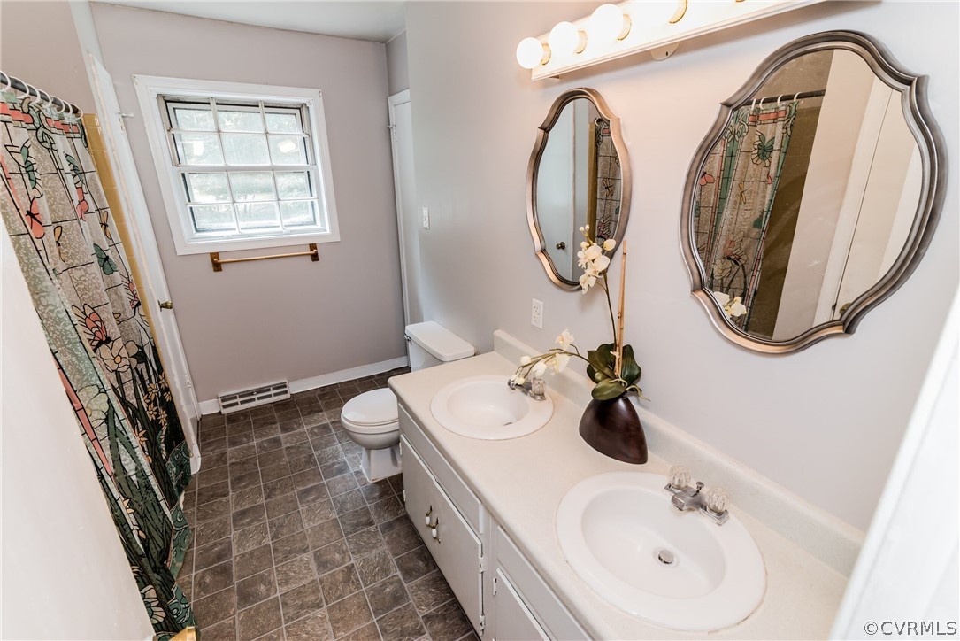 6229 Barrister Road Chesterfield, VA 23832 - Photo 13 of 24 Gallery Image 13