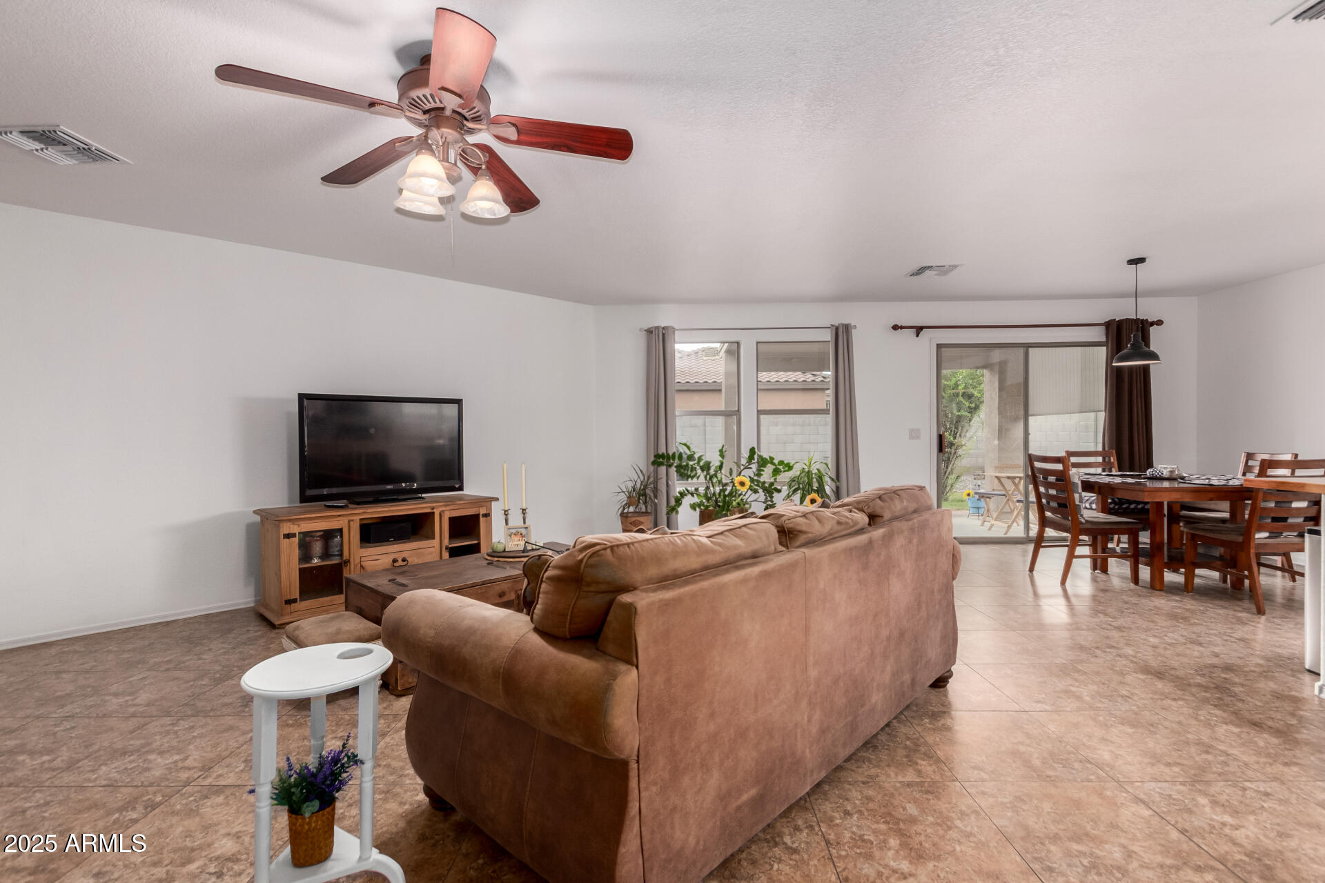 3587 East Trigger Way Gilbert, AZ 85297 - Photo 7 of 30 15 - Trigger
