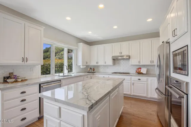 $2,725,000 | 1766 Stanhope Court, Westlake Village, CA 91361