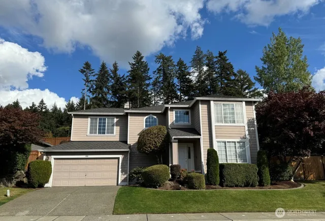 $4,150 | 8316 121st Avenue Southeast, Newcastle, WA 98056