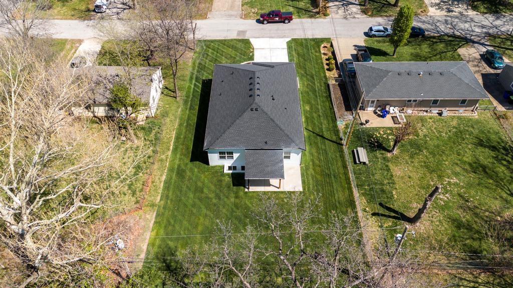 12706 10th Street Grandview, MO 64030 - Photo 64 of 66