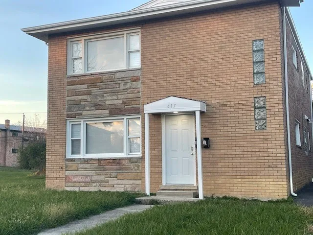 $1,850 | 417 Hickory Street, Unit 1, Chicago Heights, IL 60411