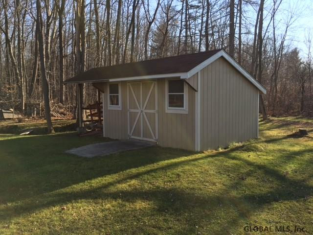 24 South Westcott Road Rotterdam, NY 12306 - Photo 14 of 18 Photo 14