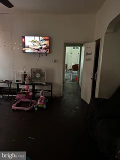 $250,000 | 2003 North 33rd Street, Philadelphia, PA 19121