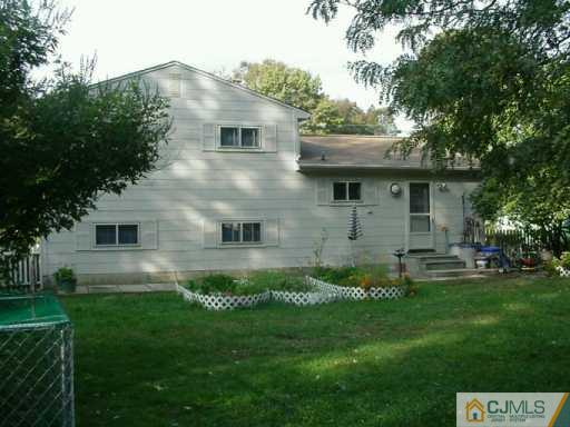 61 Stony Road Edison, NJ 08817 - Photo 8 of 8