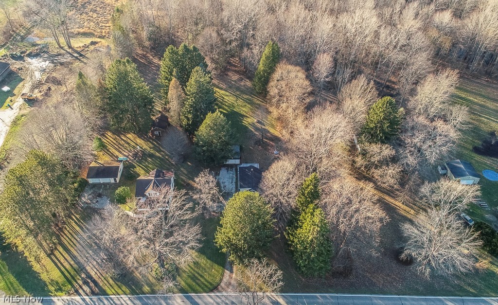 2350 Dock Road Madison, OH 44057 - Photo 25 of 29 Aerial view of entire property and neighbors.