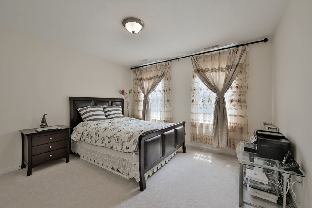 4 Windsor Road Shirley, MA 01464 - Photo 17 of 23