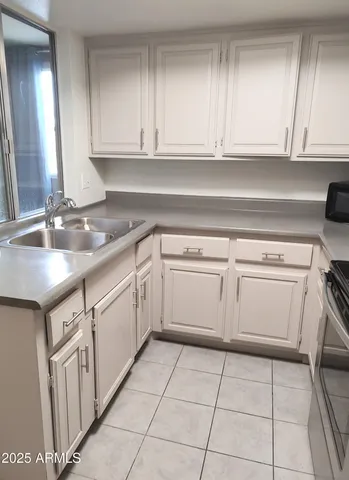 $219,000 | 461 West Holmes Avenue, Unit 383, Mesa, AZ 85210