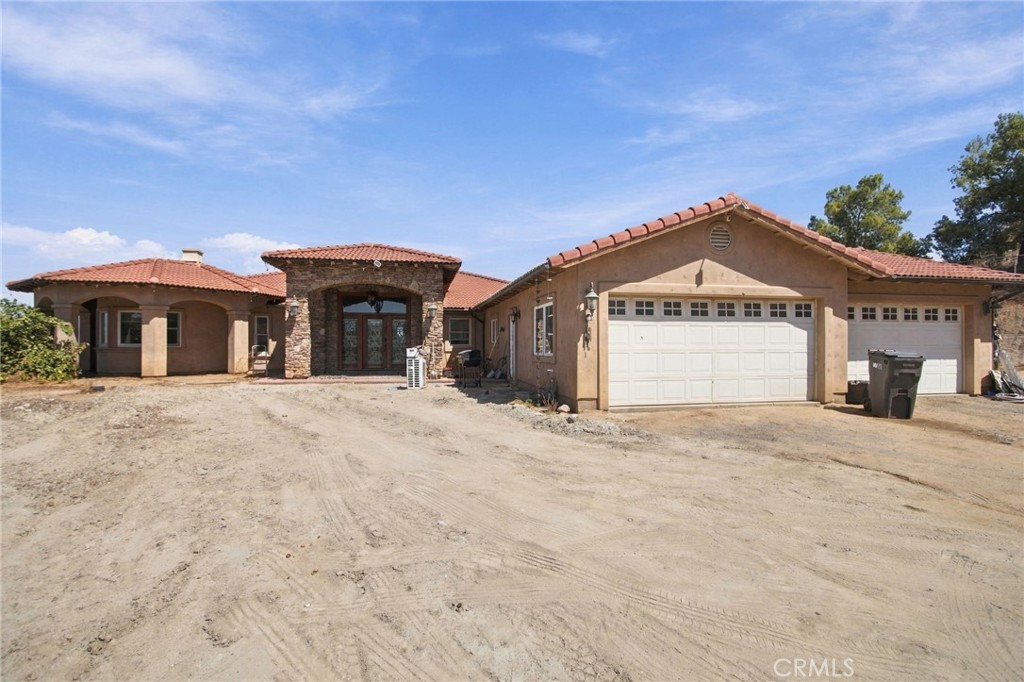 17010 Ridge Canyon Drive Riverside, CA 92506 - Photo 4 of 52 Gallery Image 4