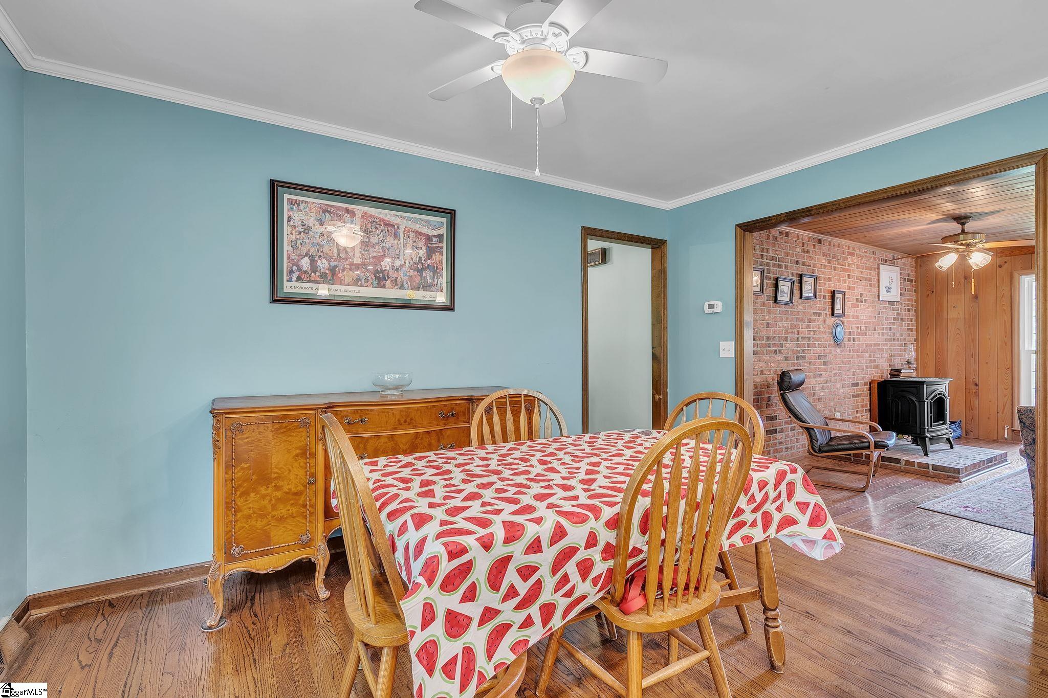 412 Smith Road Landrum, SC 29356 - Photo 12 of 37