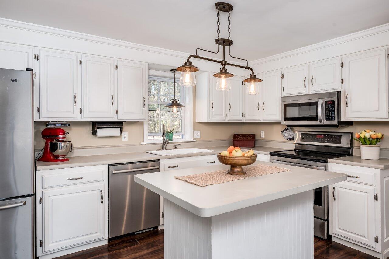 8 Tall Pine Road Berwick, ME 03901 - Photo 12 of 43 016-8TallPineRoad-Berwick-ME-03901-SMALL