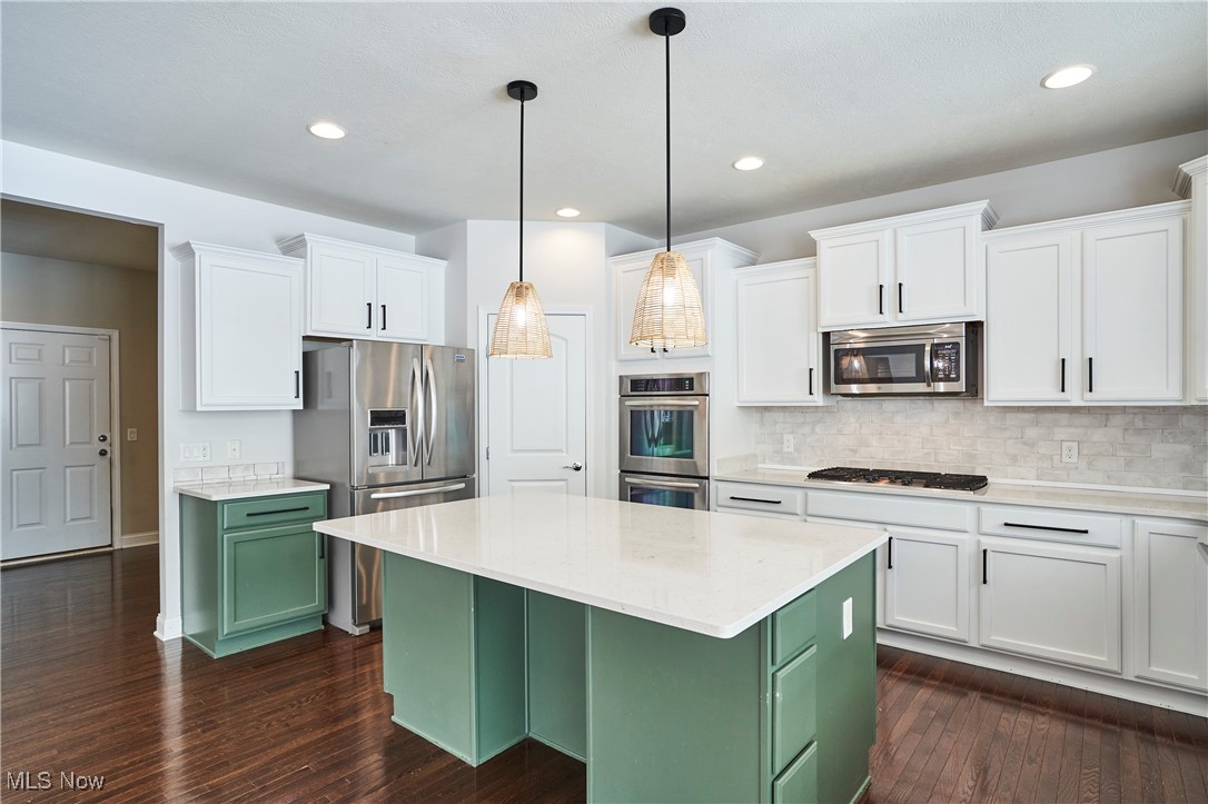 7425 Mystic Ridge Road Chagrin Falls, OH 44023 - Photo 8 of 35 Gallery Image 8