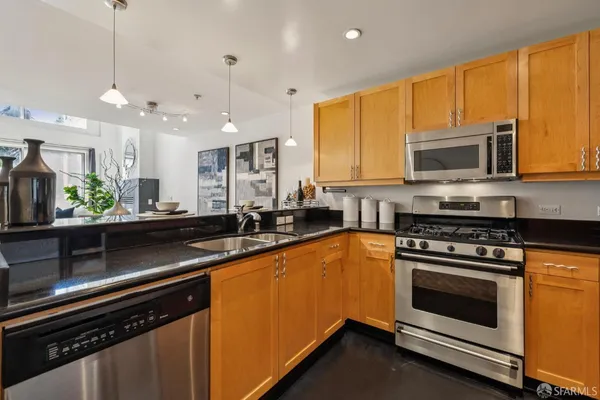 $920,000 | 2412 Harrison Street, Unit 108, San Francisco, CA 94110