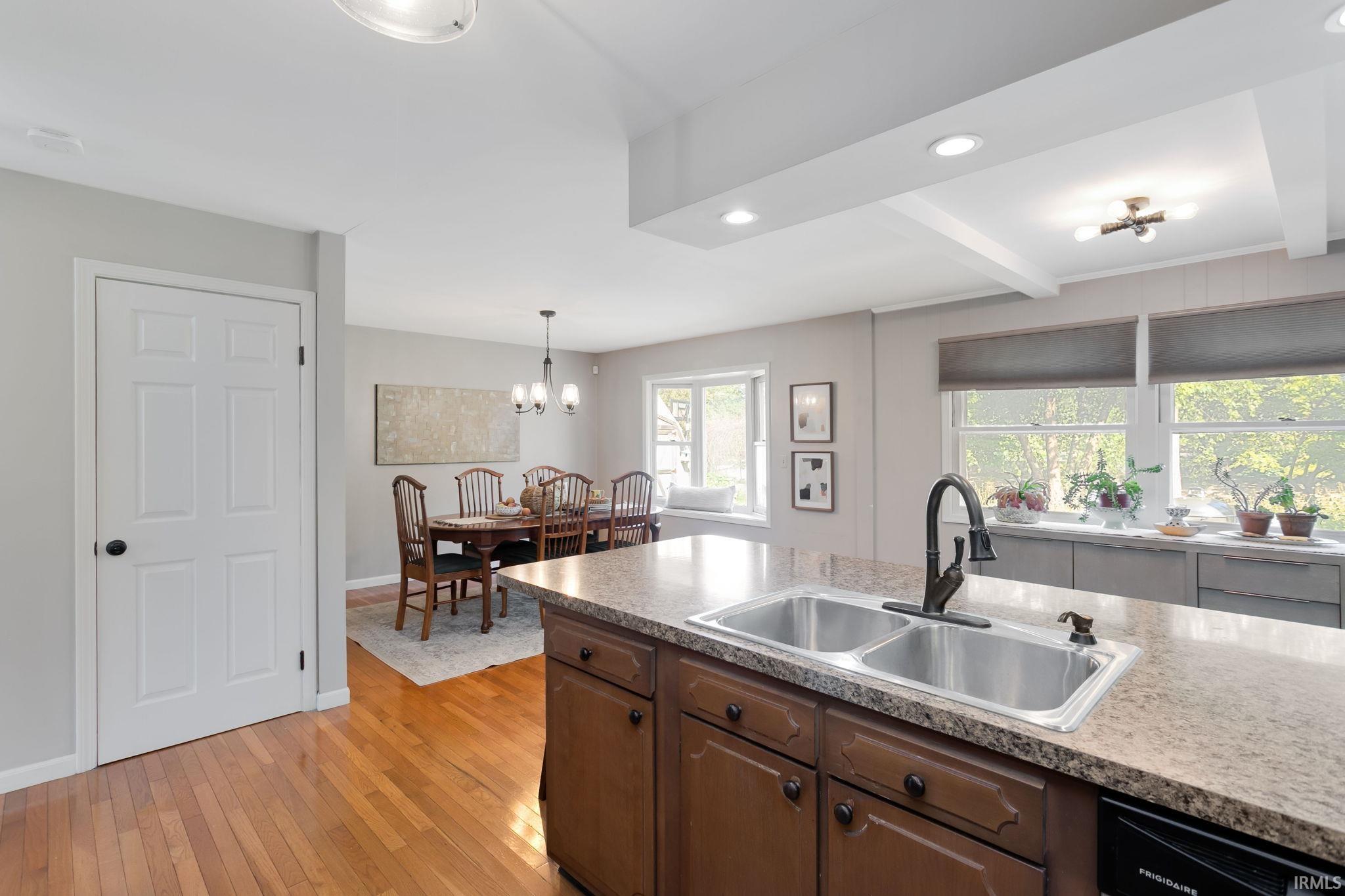 5912 York Road South Bend, IN 46614 - Photo 9 of 35 Gallery Image 9