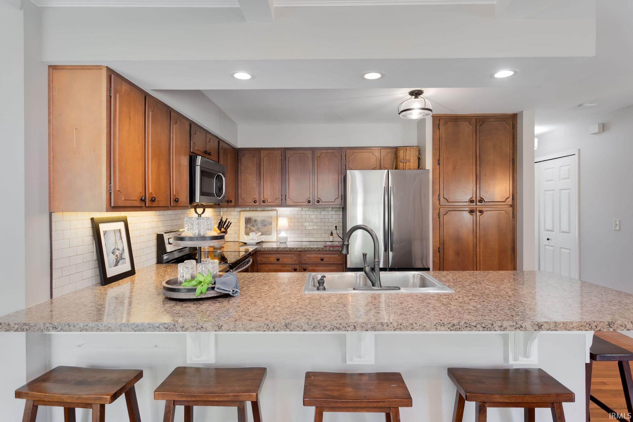 5912 York Road South Bend, IN 46614 - Photo 10 of 35 Gallery Image 10