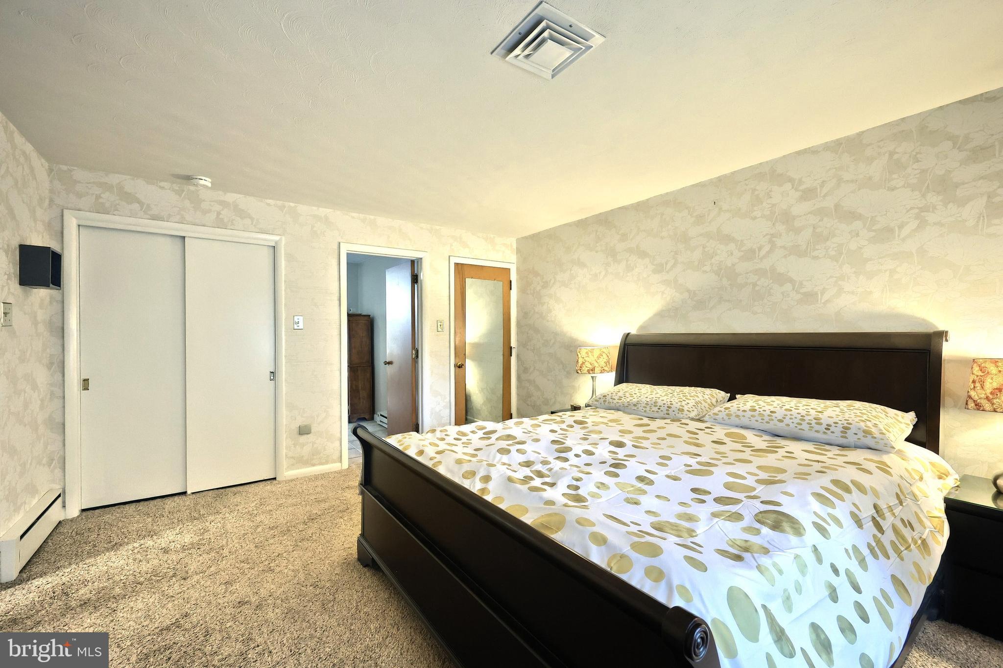 1506 Crestlyn Road York, PA 17403 - Photo 23 of 62 Secondary Suite