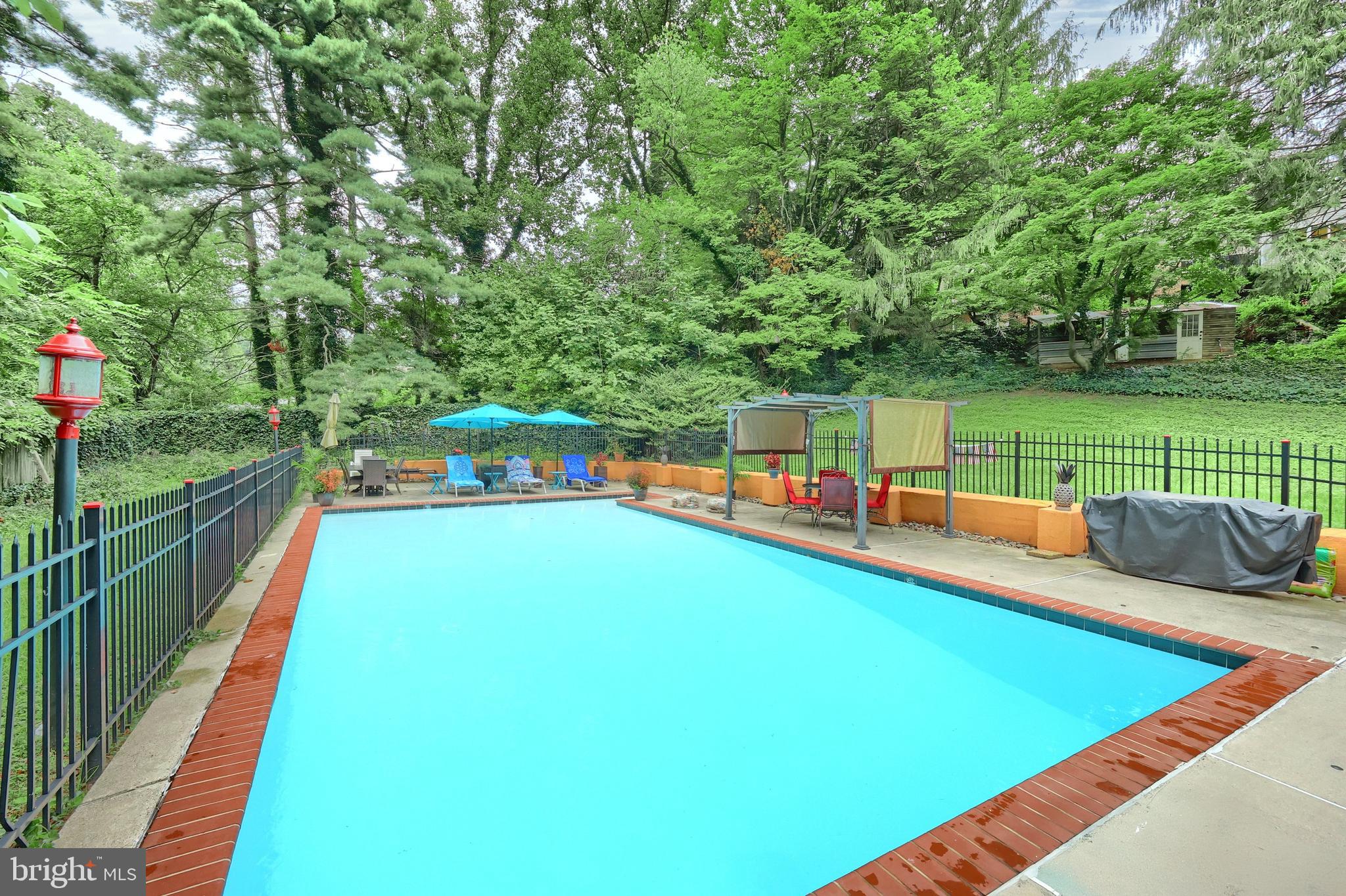 1506 Crestlyn Road York, PA 17403 - Photo 48 of 62 Heated Pool