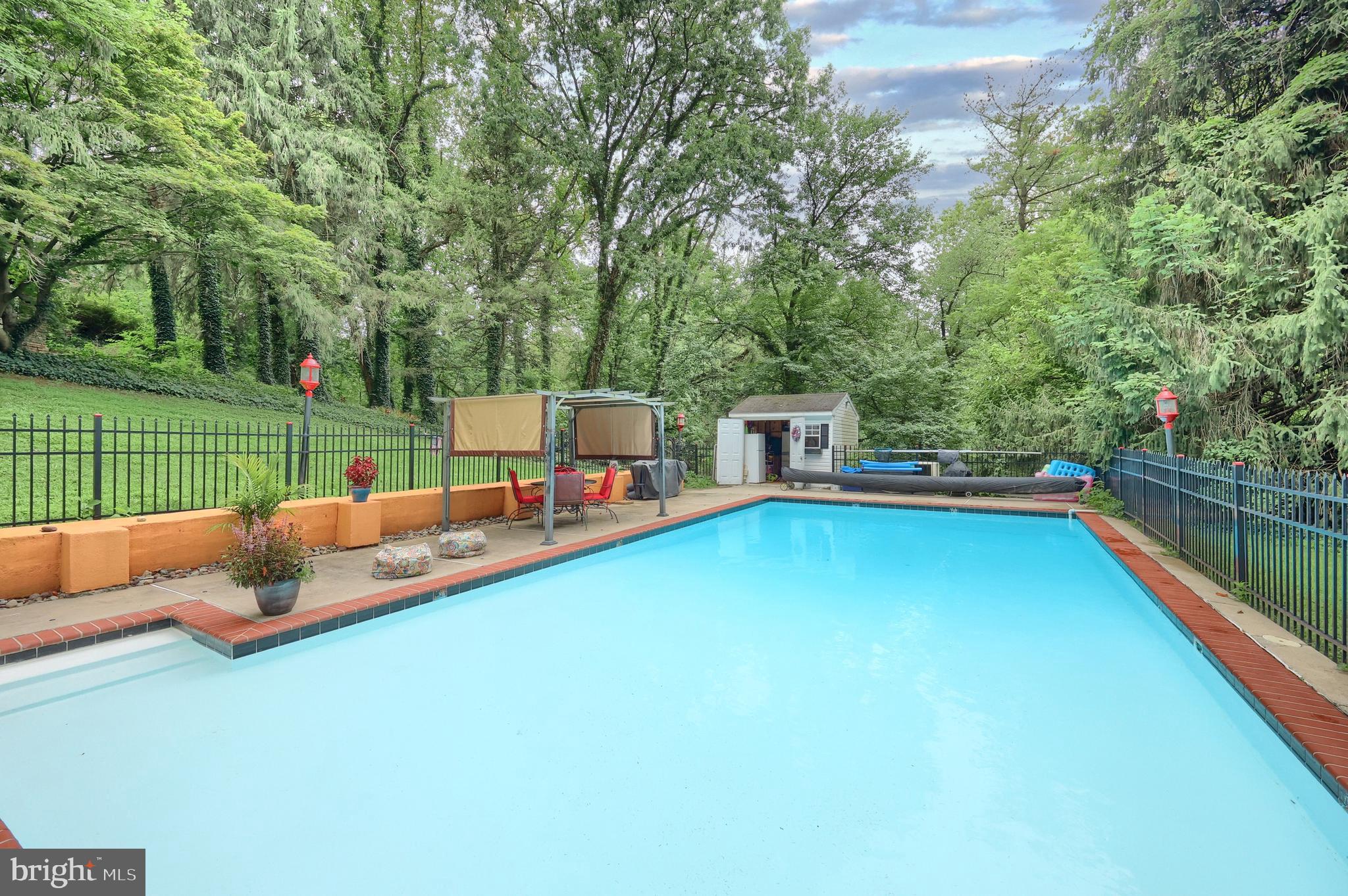 1506 Crestlyn Road York, PA 17403 - Photo 49 of 62 Heated Pool