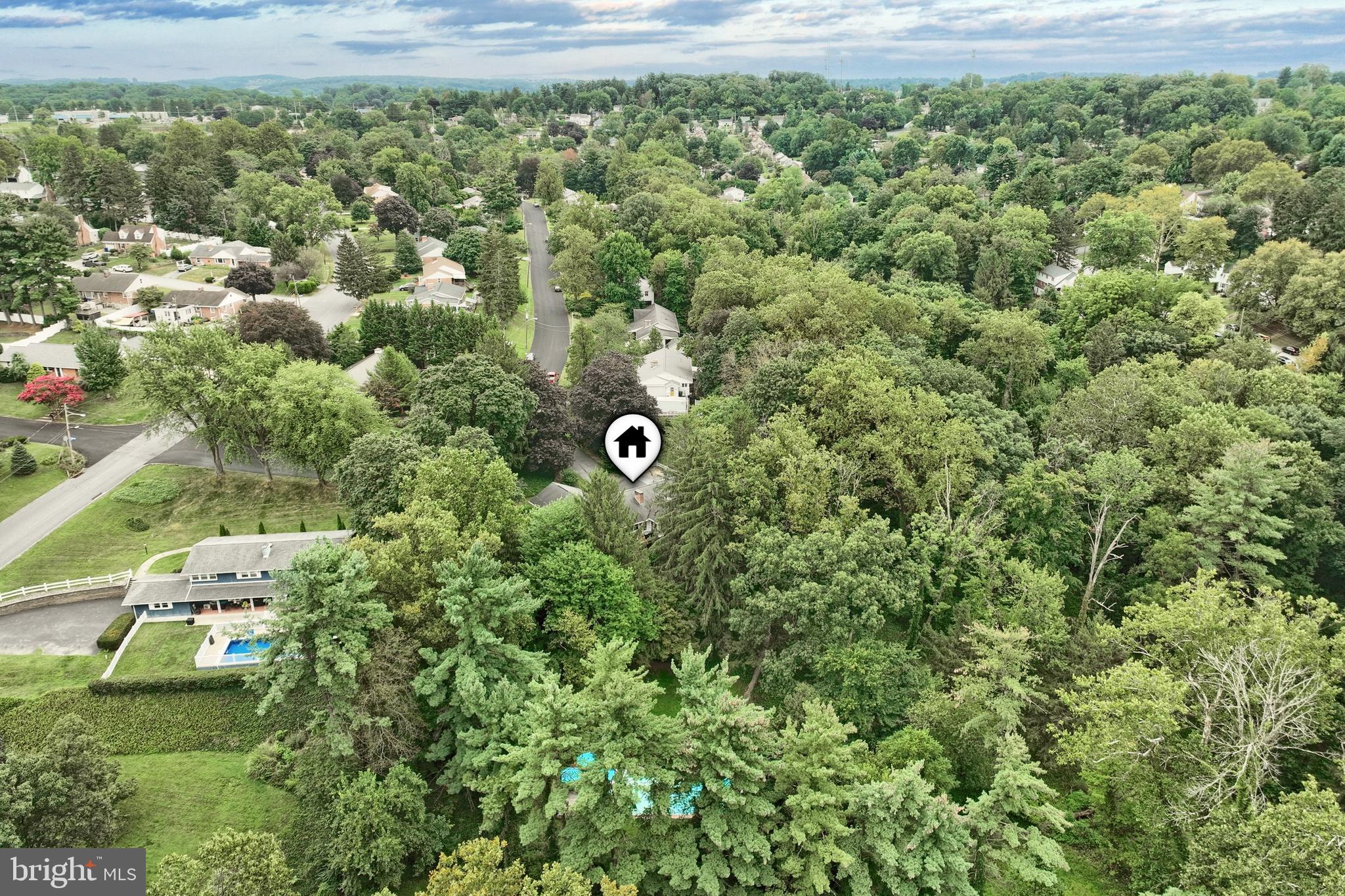 1506 Crestlyn Road York, PA 17403 - Photo 56 of 62 Gallery Image 56