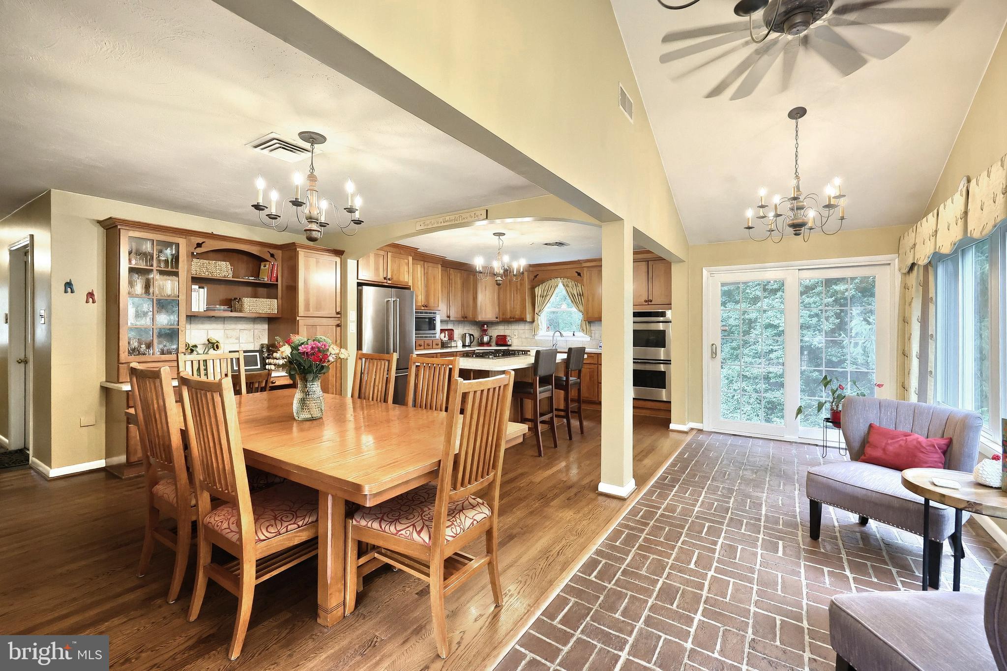 1506 Crestlyn Road York, PA 17403 - Photo 9 of 62 Kitchen / Dining Great room