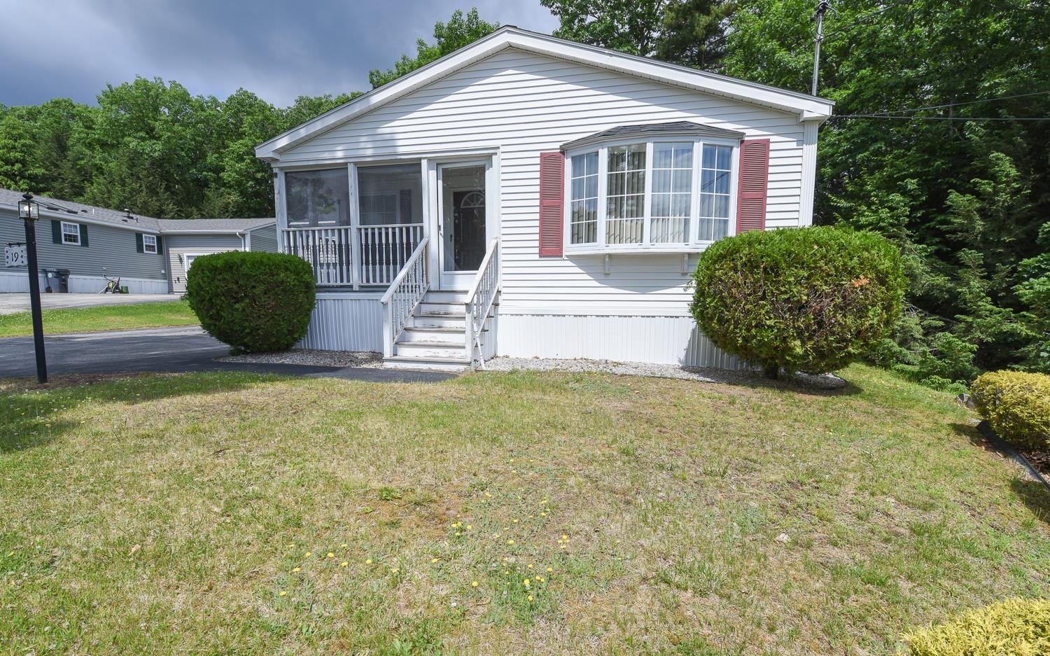 19 Charleston Rdg Road Hampstead, NH 03841 - Photo 3 of 36