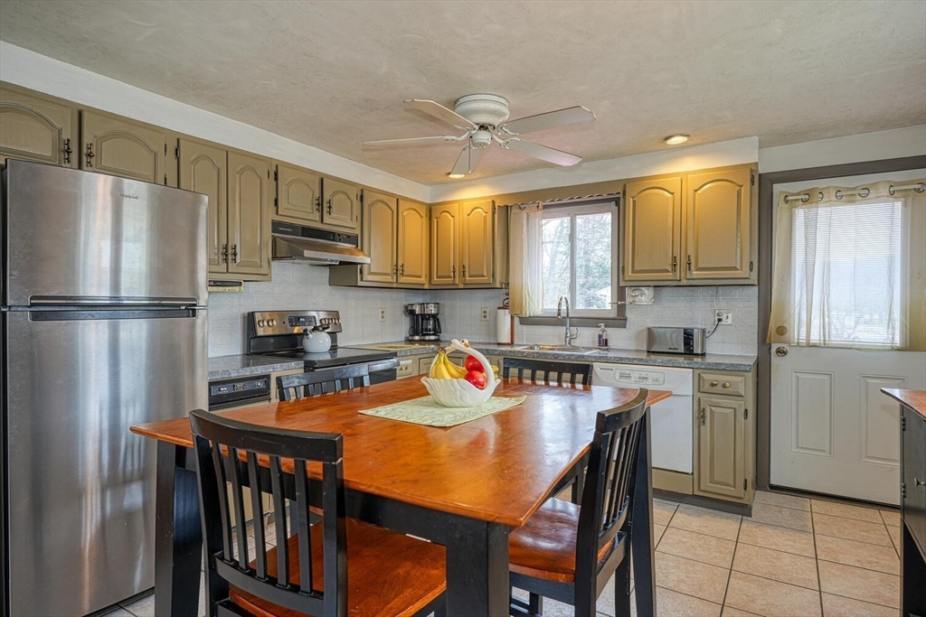 5 Dana Road Maynard, MA 01754 - Photo 4 of 38 Gallery Image 4