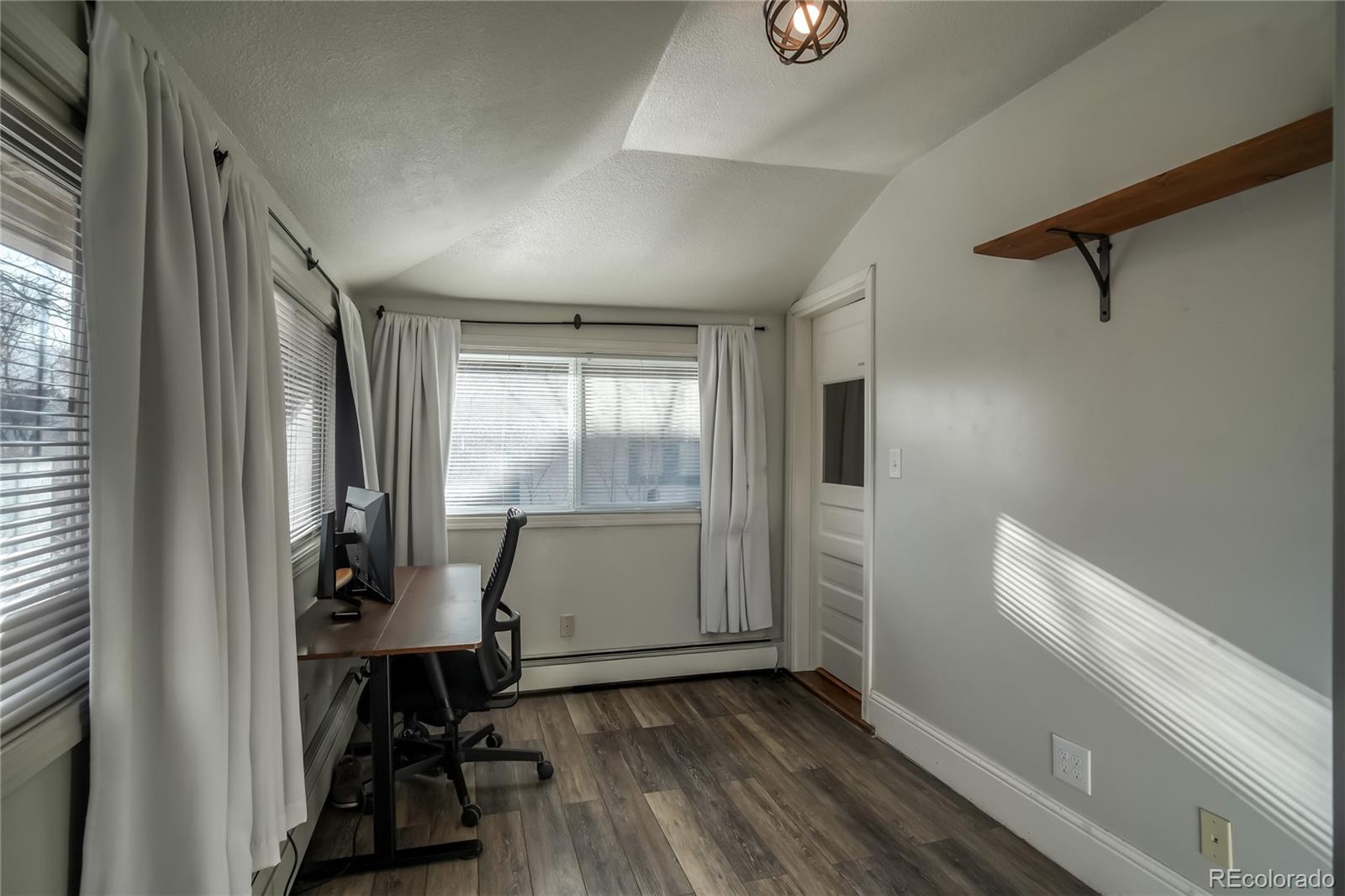 1025 East Boulder Street Colorado Springs, CO 80903 - Photo 12 of 28