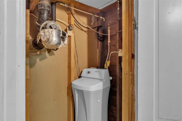 a bathroom with a sink and toilet
