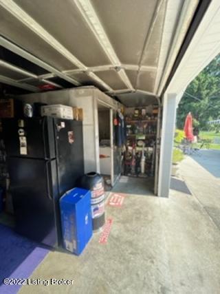 10314 Blue Lick Road Louisville, KY 40229 - Photo 15 of 28 13