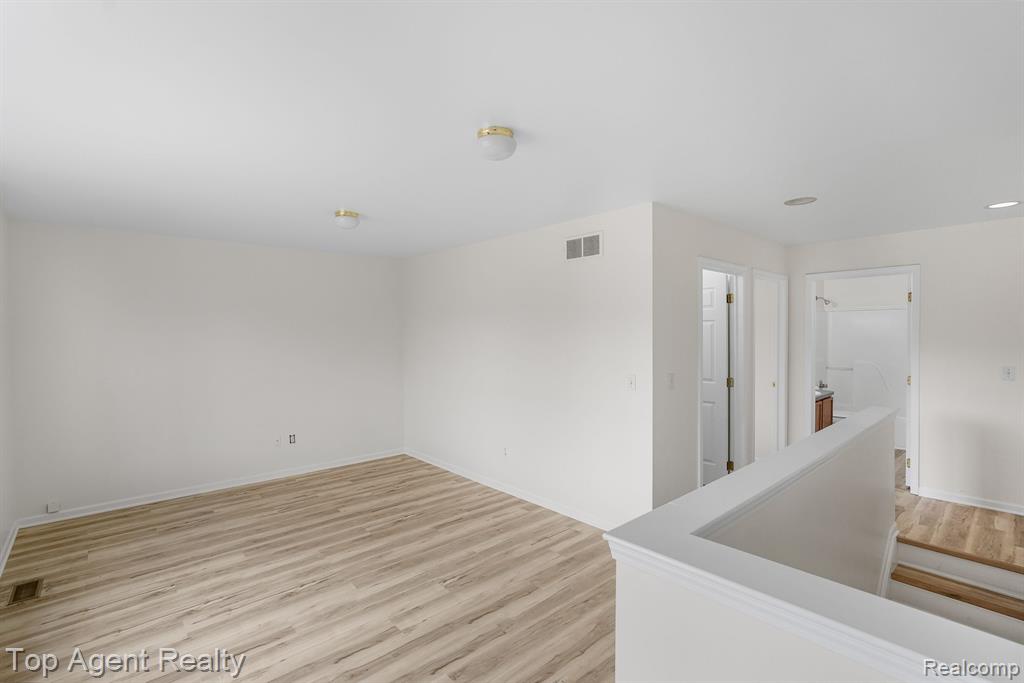 42117 Camden Road Belleville, MI 48111 - Photo 30 of 31