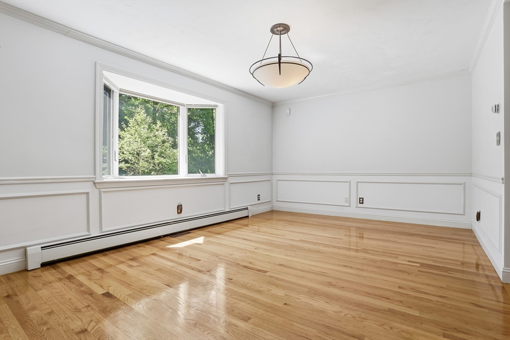 331 Prospect Street Framingham, MA 01701 - Photo 4 of 42