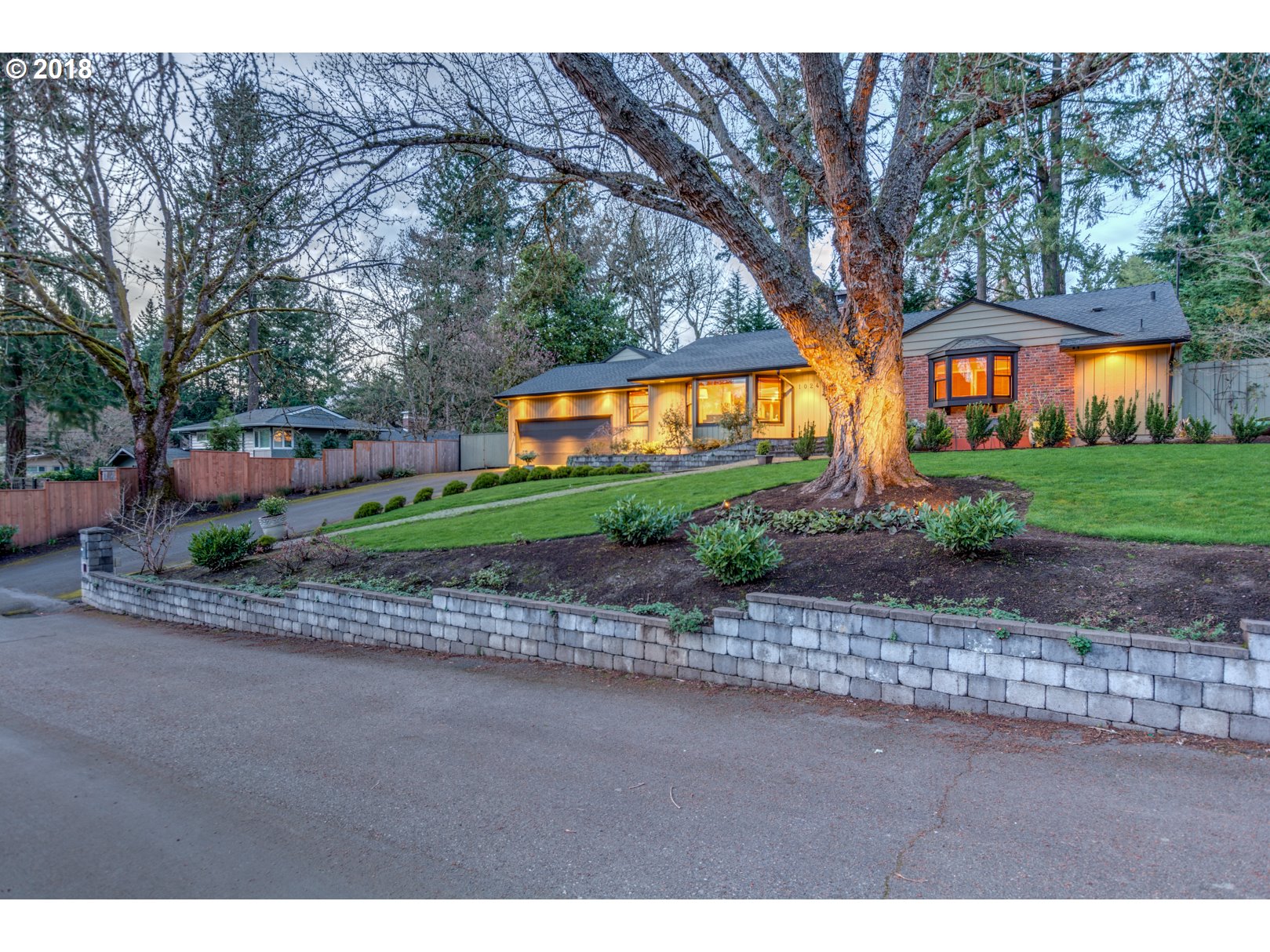 10245 Southwest Arborcrest Way Portland, OR 97225 - Photo 3 of 31 Gallery Image 3