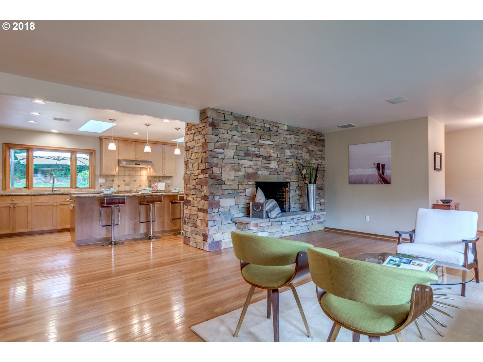 10245 Southwest Arborcrest Way Portland, OR 97225 - Photo 8 of 31 Gallery Image 8
