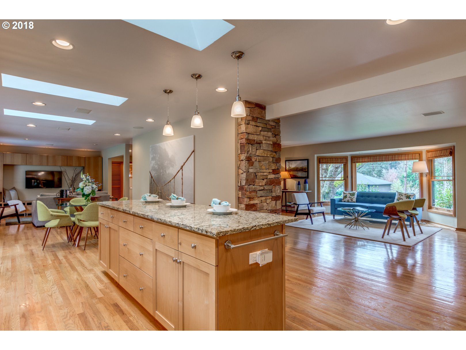 10245 Southwest Arborcrest Way Portland, OR 97225 - Photo 10 of 31 Gallery Image 10