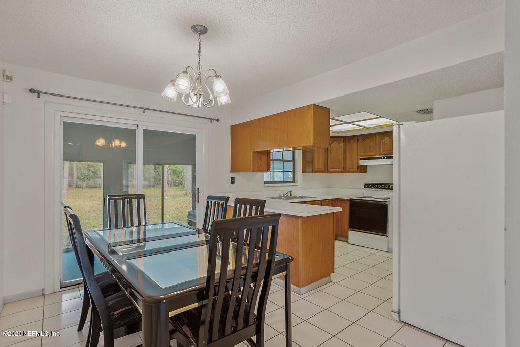 5867 George Hodges Road Macclenny, FL 32063 - Photo 16 of 44 eat-in kitchen