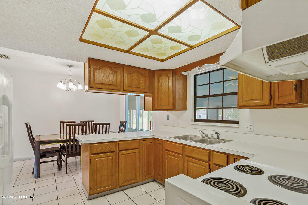 5867 George Hodges Road Macclenny, FL 32063 - Photo 18 of 44 kitchen