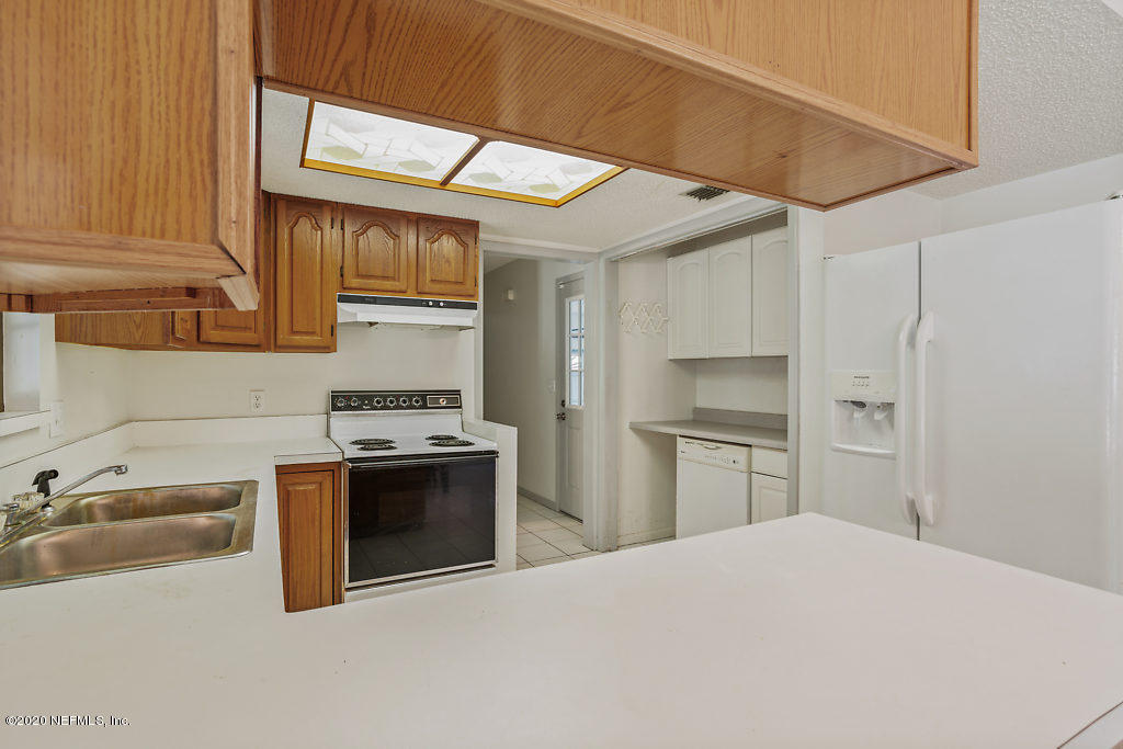 5867 George Hodges Road Macclenny, FL 32063 - Photo 19 of 44 kitchen