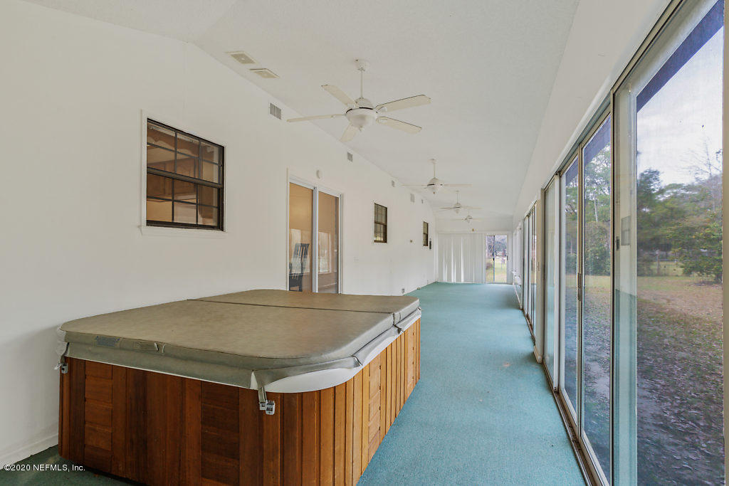 5867 George Hodges Road Macclenny, FL 32063 - Photo 25 of 44 enclosed patio