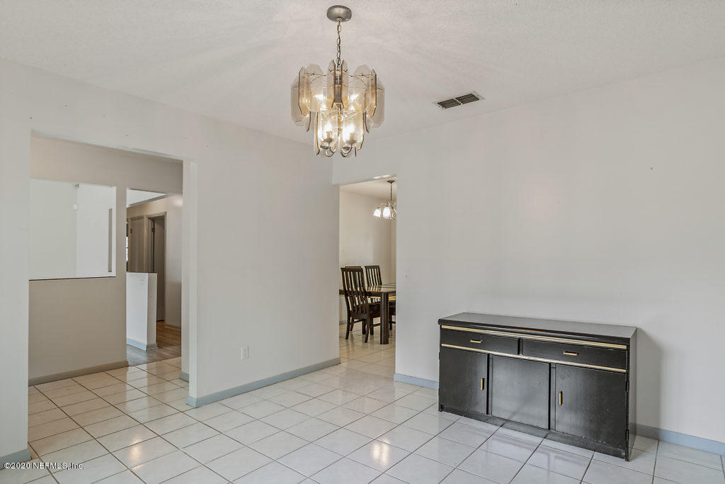5867 George Hodges Road Macclenny, FL 32063 - Photo 27 of 44 dining