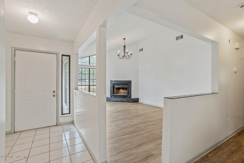 5867 George Hodges Road Macclenny, FL 32063 - Photo 6 of 44 living area