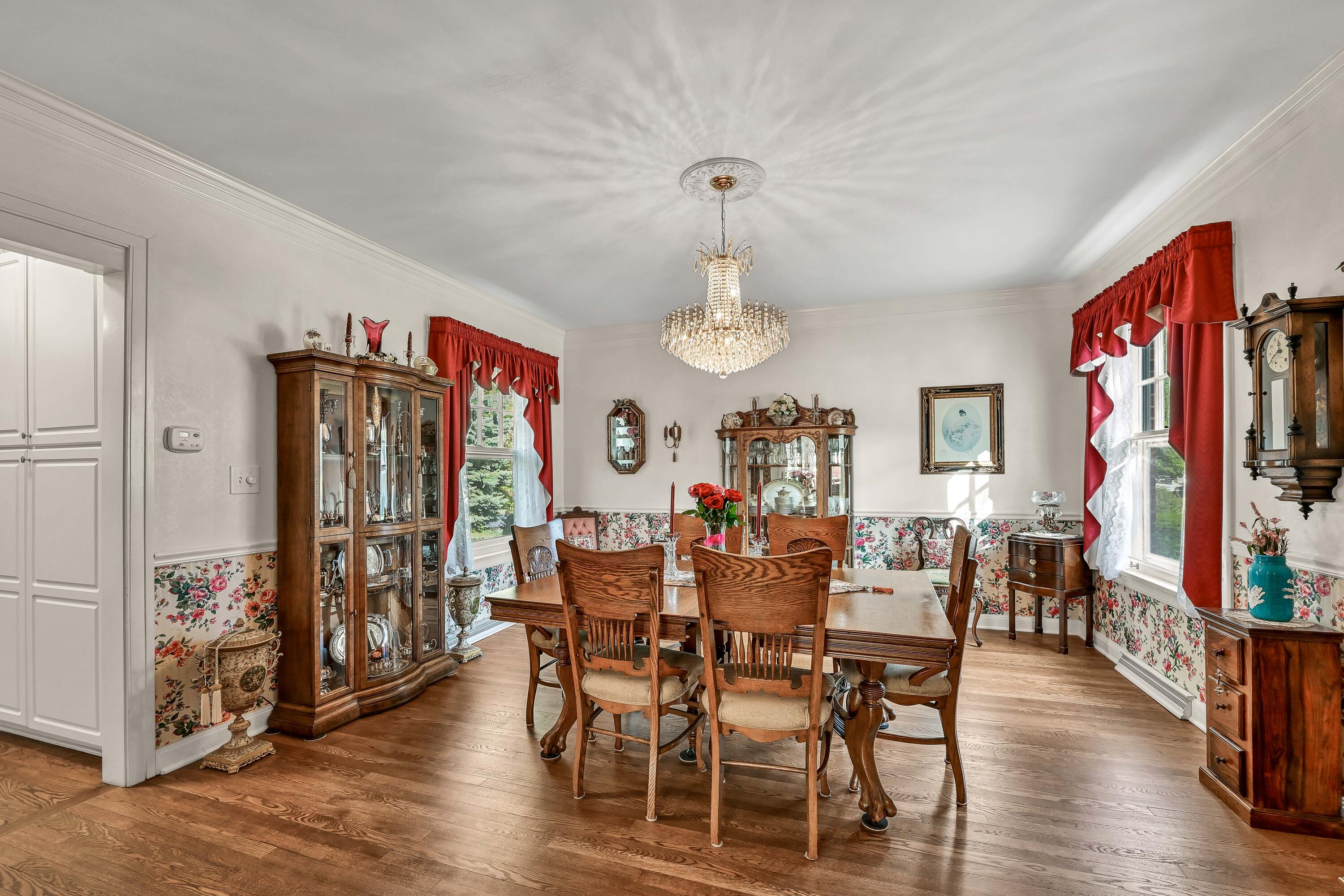 115 Park Street Walworth, WI 53184 - Photo 10 of 45 Dining Room