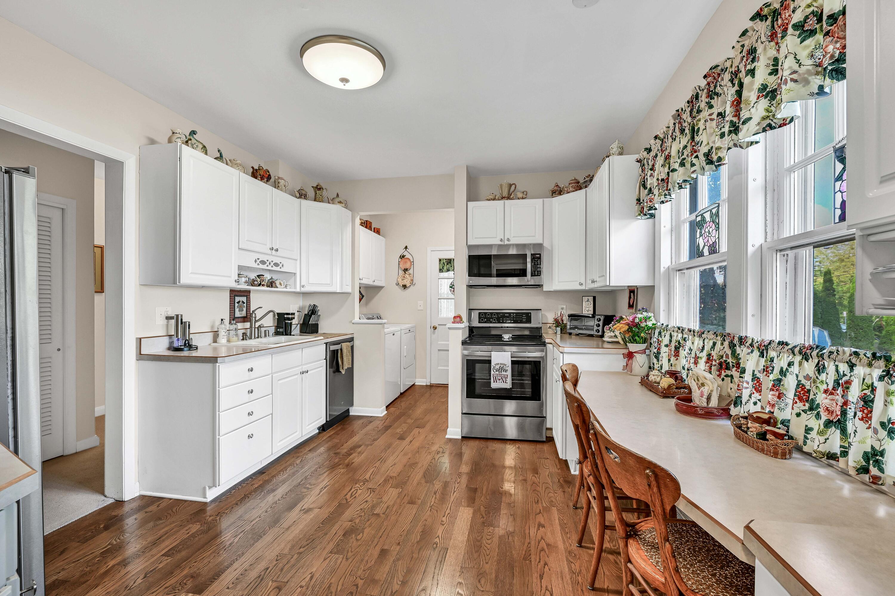 115 Park Street Walworth, WI 53184 - Photo 13 of 45 Kitchen