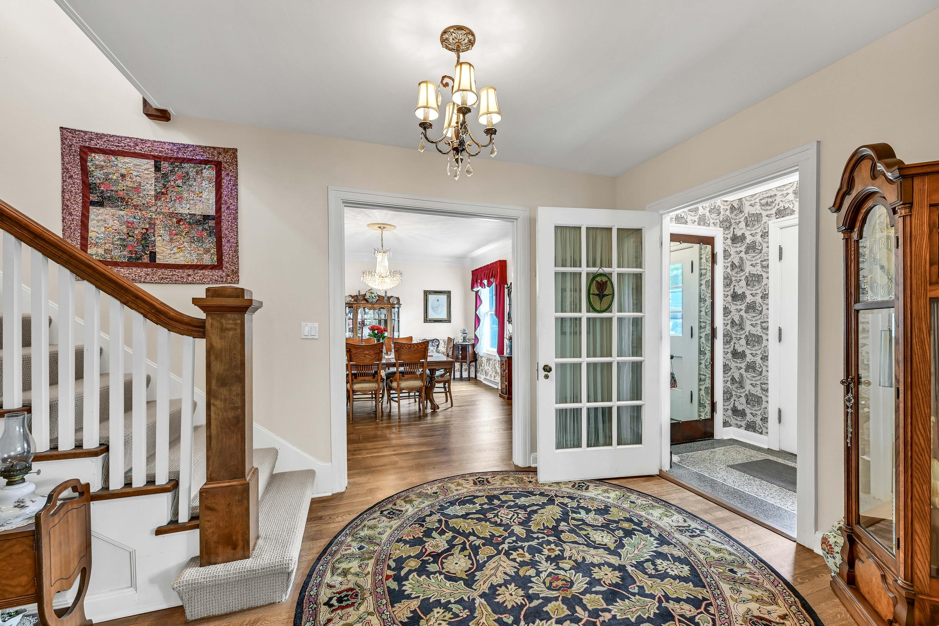 115 Park Street Walworth, WI 53184 - Photo 3 of 45 Foyer