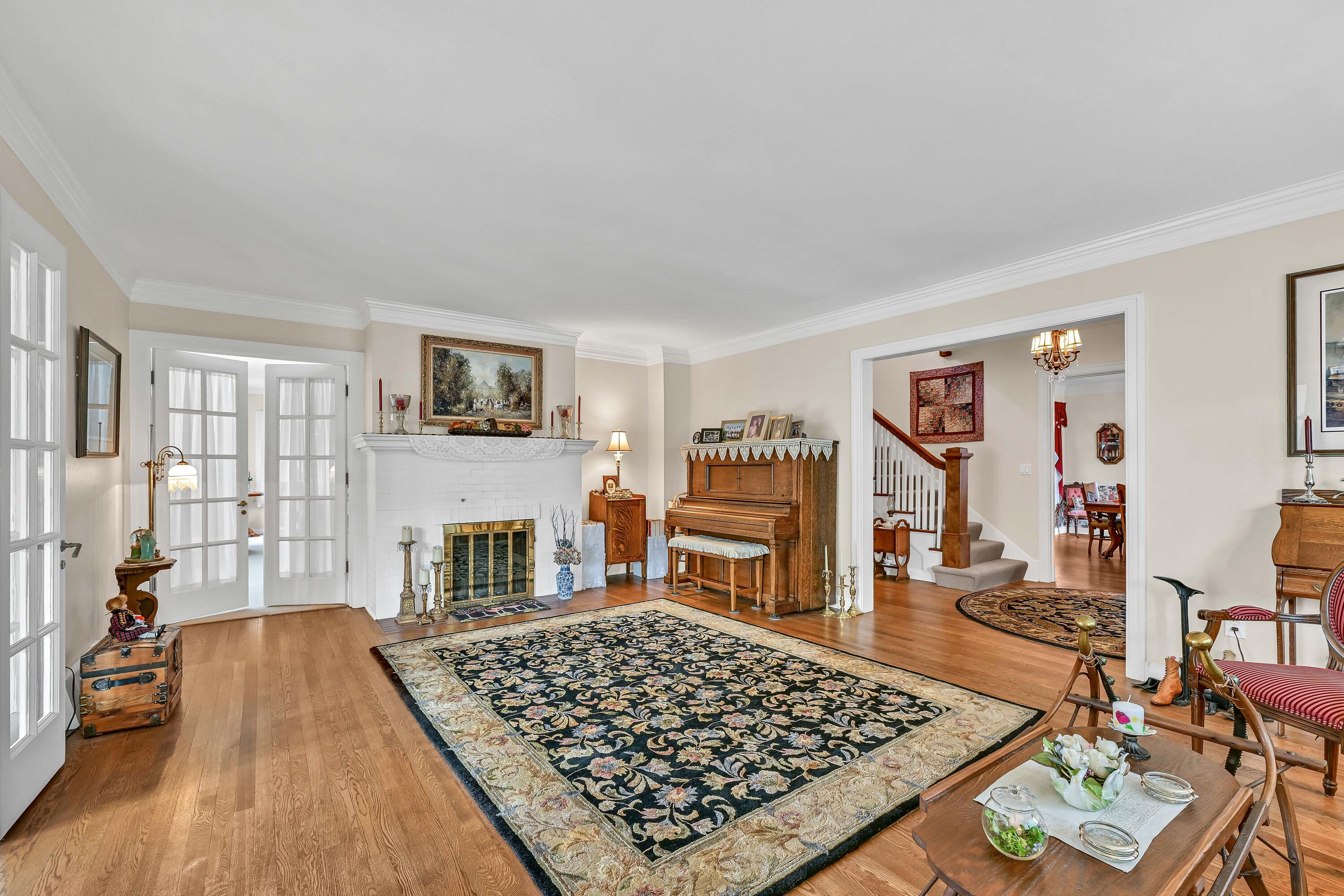 115 Park Street Walworth, WI 53184 - Photo 6 of 45 Living Room